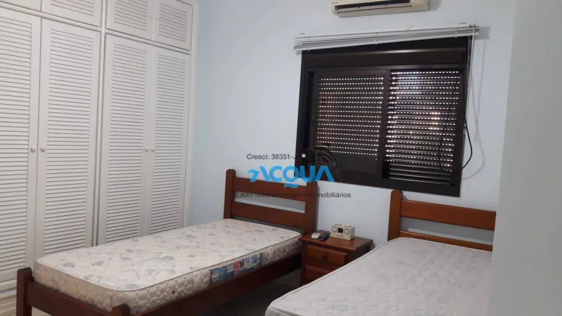 Foto 6 de Apartamento com 3 quartos à venda, 230m2 em Guaruja - SP