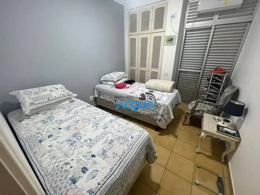 Apartamento com 3 quartos à venda, 115m2 em Guaruja - SP - imagem 3 Foto 3 de Apartamento com 3 quartos à venda, 115m2 em Guaruja - SP