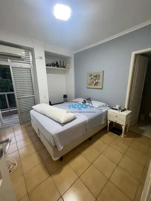 Apartamento com 3 quartos à venda, 115m2 em Guaruja - SP - imagem 4 Foto 4 de Apartamento com 3 quartos à venda, 115m2 em Guaruja - SP