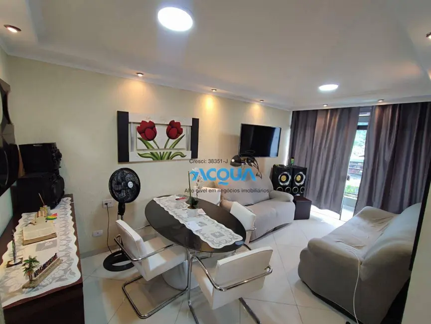 Foto 1 de Apartamento com 2 quartos à venda, 70m2 em Guaruja - SP