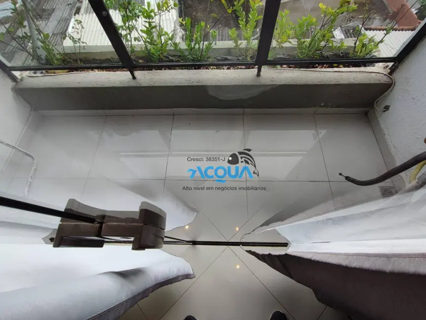 Foto 4 de Apartamento com 2 quartos à venda, 70m2 em Guaruja - SP