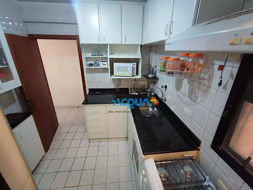 Foto 4 de Apartamento com 3 quartos à venda, 72m2 em Guaruja - SP