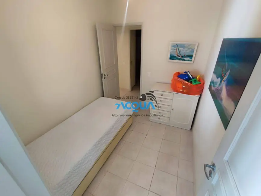 Foto 9 de Apartamento com 2 quartos à venda, 90m2 em Guaruja - SP