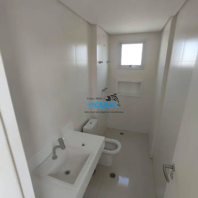 Apartamento com 3 quartos à venda, 150m2 em Guaruja - SP - imagem 9 Foto 9 de Apartamento com 3 quartos à venda, 150m2 em Guaruja - SP