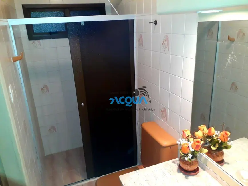 Apartamento com 3 quartos à venda, 101m2 em Jardim Las Palmas, Guaruja - SP - imagem 8 Foto 8 de Apartamento com 3 quartos à venda, 101m2 em Jardim Las Palmas, Guaruja - SP