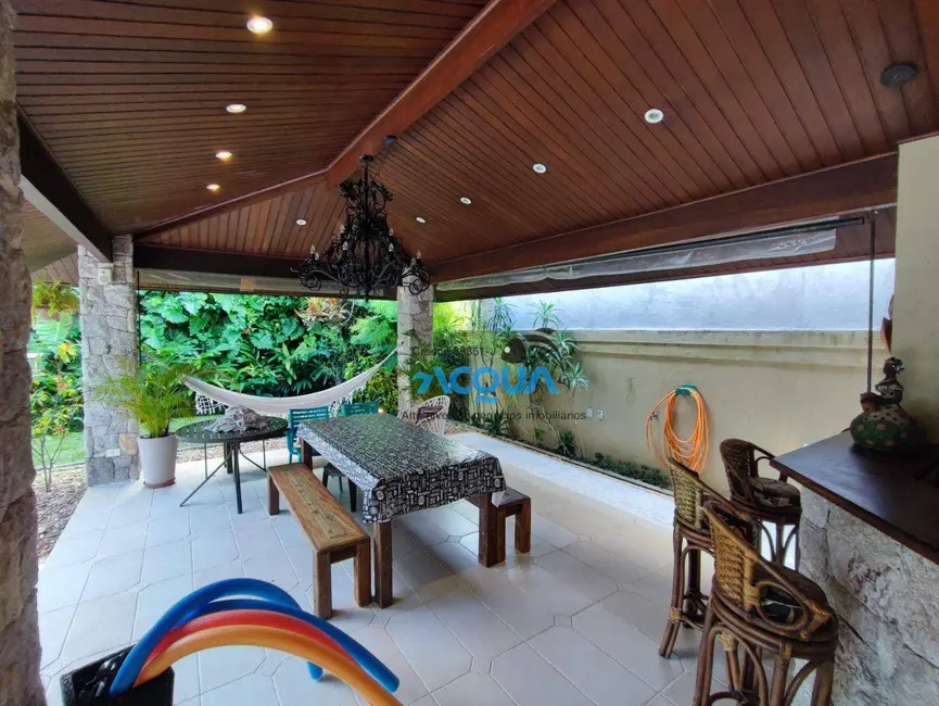 Casa de Condomínio com 4 quartos à venda, 545m2 em Jardim Acapulco, Guaruja - SP - imagem 4 Foto 4 de Casa de Condomínio com 4 quartos à venda, 545m2 em Jardim Acapulco, Guaruja - SP