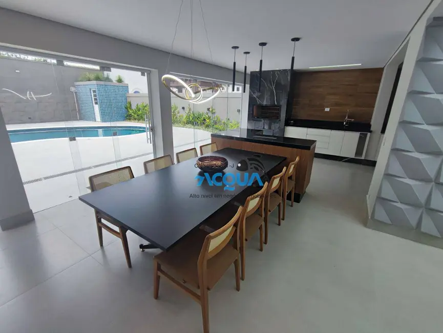 Casa de Condomínio com 4 quartos à venda, 525m2 em Jardim Acapulco, Guaruja - SP - imagem 6 Foto 6 de Casa de Condomínio com 4 quartos à venda, 525m2 em Jardim Acapulco, Guaruja - SP