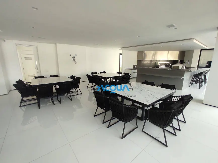 Casa de Condomínio com 8 quartos à venda, 2000m2 em Jardim Acapulco, Guaruja - SP - imagem 8 Foto 8 de Casa de Condomínio com 8 quartos à venda, 2000m2 em Jardim Acapulco, Guaruja - SP