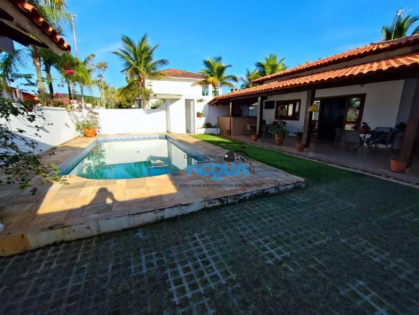Foto 1 de Casa de Condomínio com 4 quartos à venda em Jardim Acapulco, Guaruja - SP
