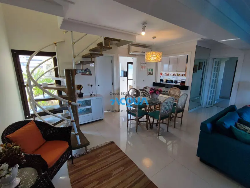 Cobertura com 4 quartos à venda, 200m2 em Enseada, Guaruja - SP - imagem 2 Foto 2 de Cobertura com 4 quartos à venda, 200m2 em Enseada, Guaruja - SP