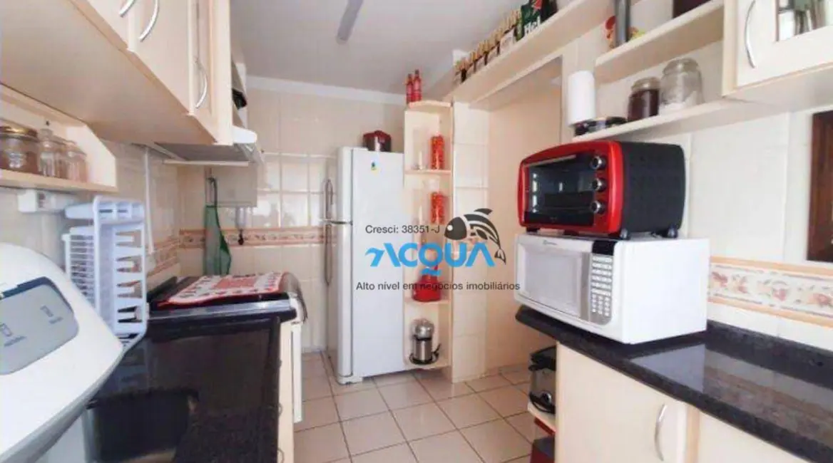 Foto 2 de Apartamento com 3 quartos à venda, 85m2 em Guaruja - SP