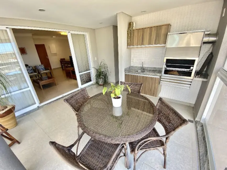 Foto 2 de Apartamento com 3 quartos para alugar, 118m2 em Guaruja - SP