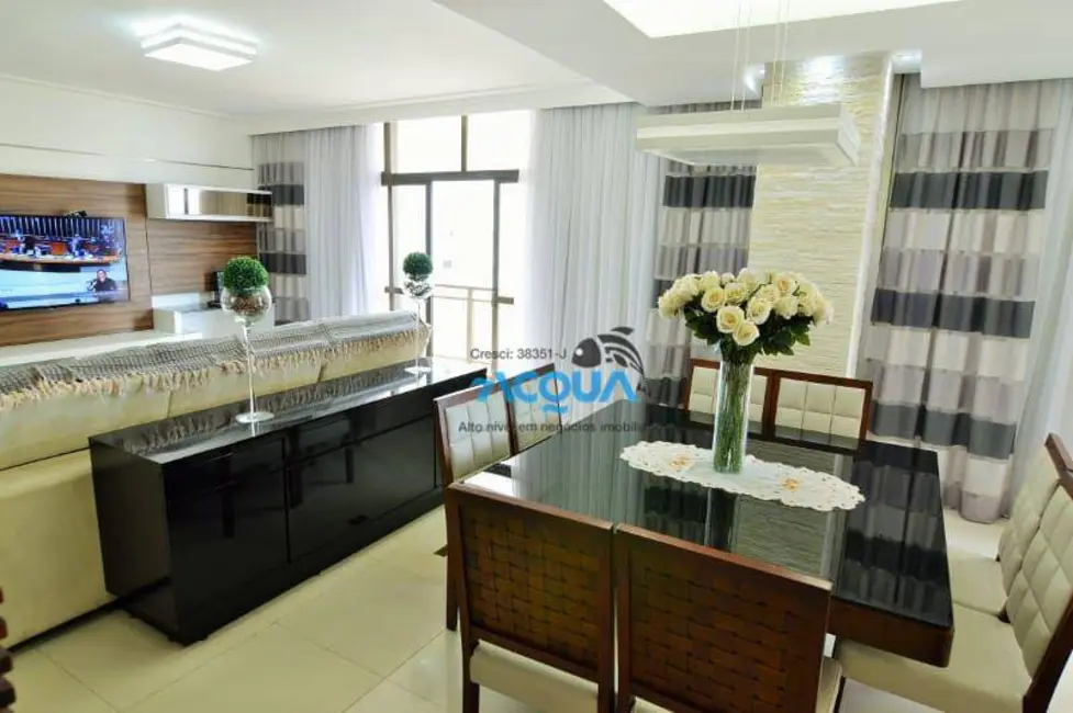 Apartamento com 3 quartos à venda, 190m2 em Pitangueiras, Guaruja - SP - imagem 3 Foto 3 de Apartamento com 3 quartos à venda, 190m2 em Pitangueiras, Guaruja - SP