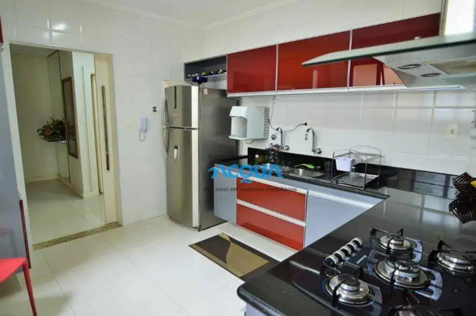 Apartamento com 3 quartos à venda, 190m2 em Pitangueiras, Guaruja - SP - imagem 5 Foto 5 de Apartamento com 3 quartos à venda, 190m2 em Pitangueiras, Guaruja - SP