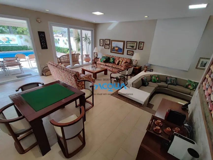 Sobrado com 7 quartos à venda, 429m2 em Guaruja - SP - imagem 3 Foto 3 de Sobrado com 7 quartos à venda, 429m2 em Guaruja - SP