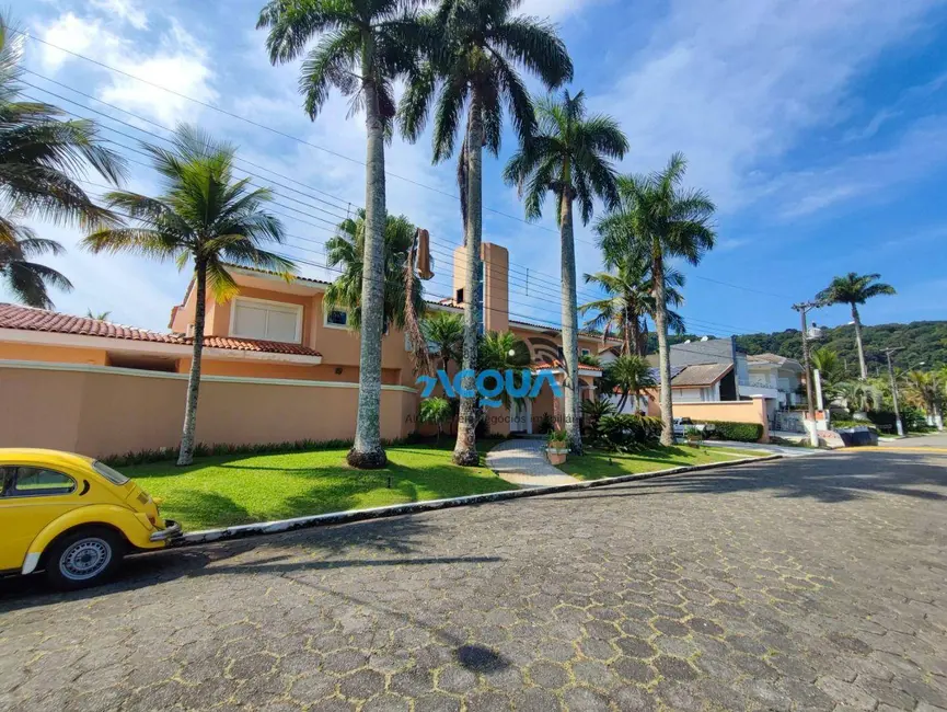 Casa de Condomínio com 8 quartos à venda, 2000m2 em Jardim Acapulco, Guaruja - SP - imagem 7 Foto 7 de Casa de Condomínio com 8 quartos à venda, 2000m2 em Jardim Acapulco, Guaruja - SP