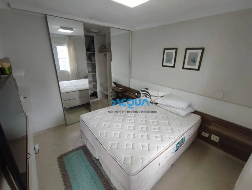 Sobrado com 5 quartos à venda, 170m2 em Guaruja - SP - imagem 9 Foto 9 de Sobrado com 5 quartos à venda, 170m2 em Guaruja - SP