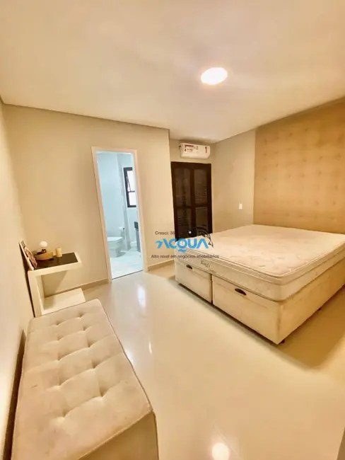 Foto 9 de Cobertura com 3 quartos à venda, 198m2 em Barra Funda, Guaruja - SP