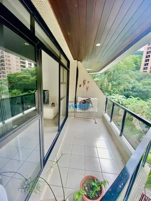 Foto 5 de Apartamento com 4 quartos à venda, 105m2 em Guaruja - SP