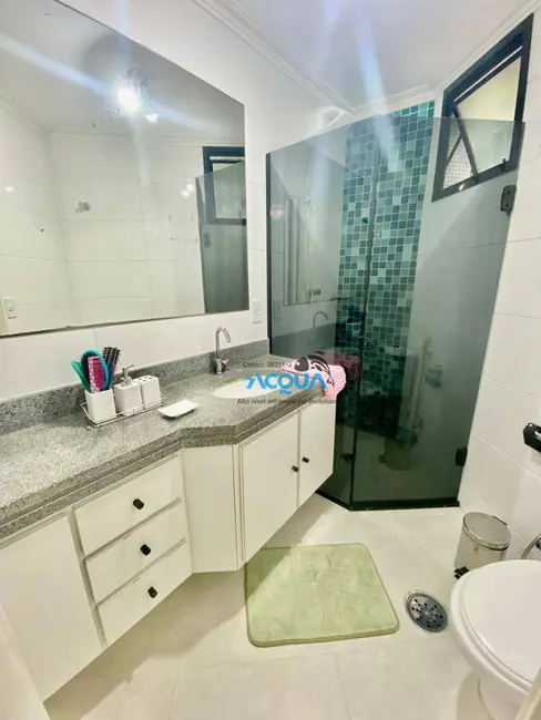 Foto 9 de Apartamento com 4 quartos à venda, 105m2 em Guaruja - SP