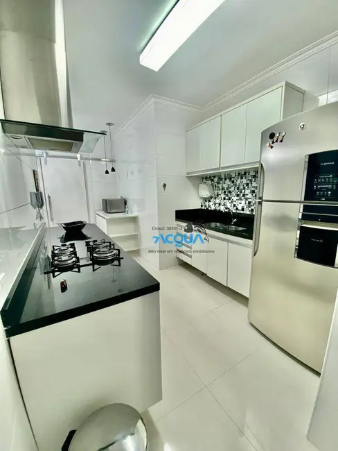 Foto 4 de Apartamento com 4 quartos à venda, 105m2 em Guaruja - SP