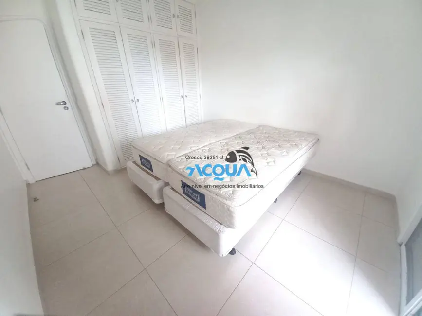 Foto 7 de Apartamento com 3 quartos à venda, 120m2 em Jardim Três Marias, Guaruja - SP