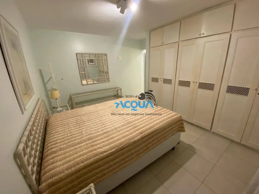 Foto 7 de Apartamento com 3 quartos à venda, 143m2 em Guaruja - SP
