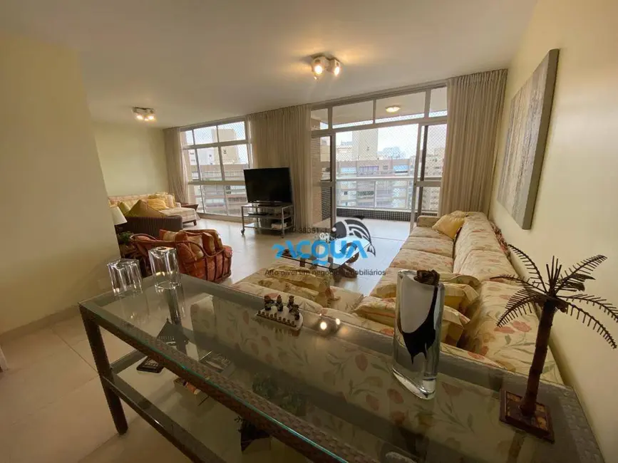 Foto 2 de Apartamento com 3 quartos à venda, 143m2 em Guaruja - SP
