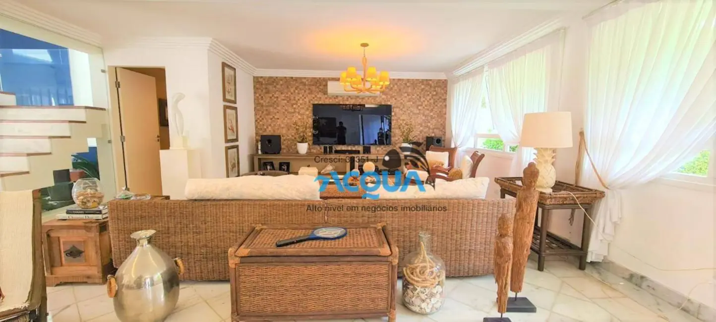 Sobrado com 4 quartos à venda, 580m2 em Jardim Acapulco, Guaruja - SP - imagem 7 Foto 7 de Sobrado com 4 quartos à venda, 580m2 em Jardim Acapulco, Guaruja - SP