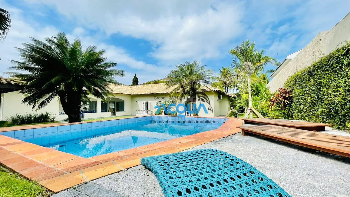 Foto 1 de Casa de Condomínio com 5 quartos à venda, 1120m2 em Jardim Acapulco, Guaruja - SP