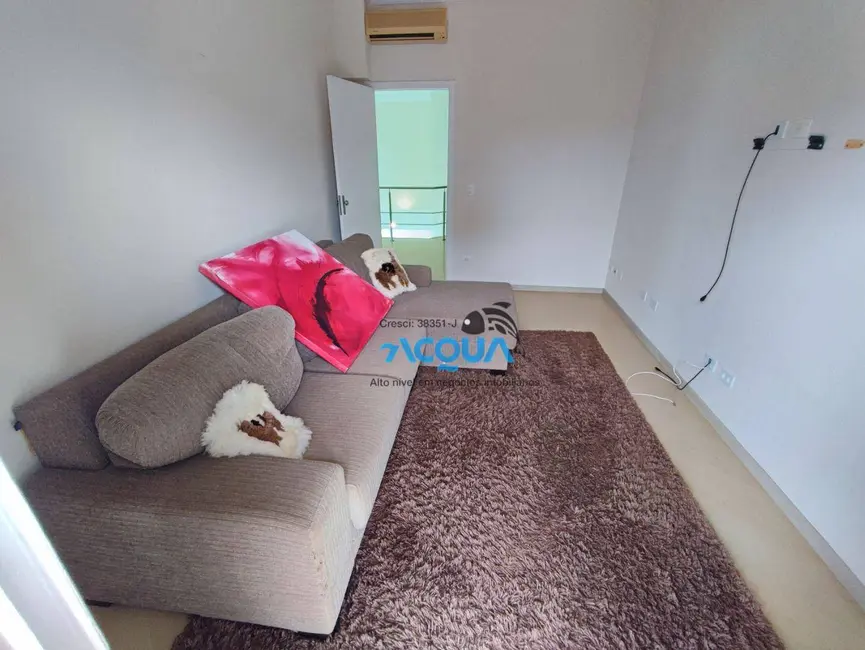 Casa de Condomínio com 4 quartos à venda, 525m2 em Jardim Acapulco, Guaruja - SP - imagem 5 Foto 5 de Casa de Condomínio com 4 quartos à venda, 525m2 em Jardim Acapulco, Guaruja - SP