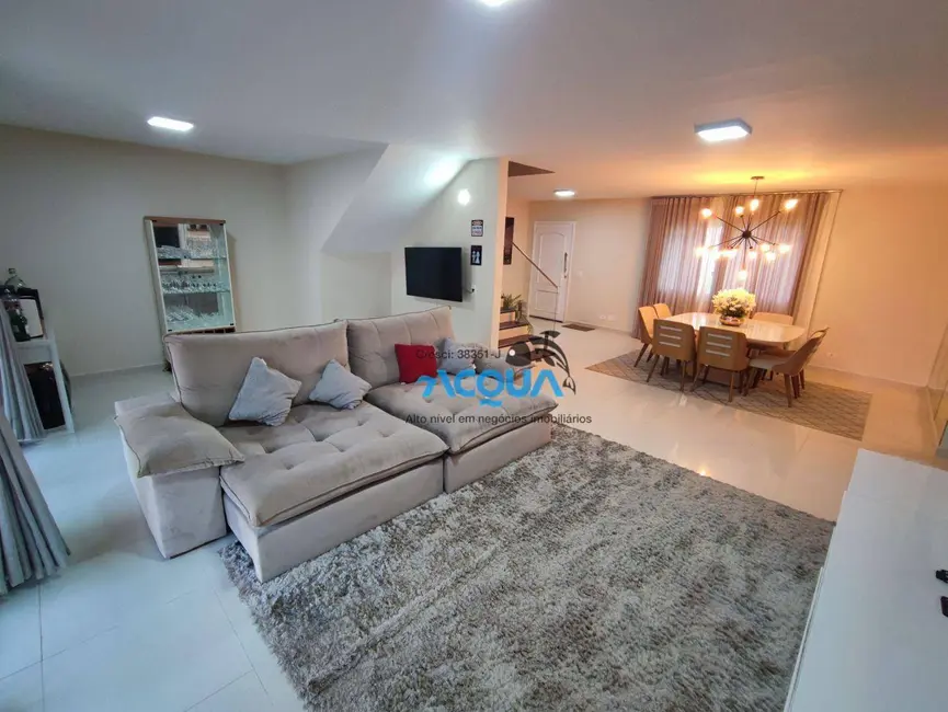 Casa de Condomínio com 4 quartos à venda, 525m2 em Jardim Acapulco, Guaruja - SP - imagem 5 Foto 5 de Casa de Condomínio com 4 quartos à venda, 525m2 em Jardim Acapulco, Guaruja - SP