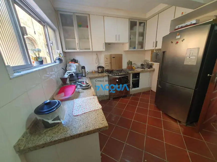 Casa de Condomínio com 9 quartos à venda, 650m2 em Jardim Três Marias, Guaruja - SP - imagem 4 Foto 4 de Casa de Condomínio com 9 quartos à venda, 650m2 em Jardim Três Marias, Guaruja - SP