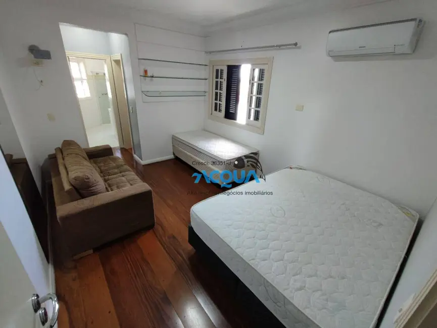 Casa de Condomínio com 4 quartos à venda, 1000m2 em Guaruja - SP - imagem 6 Foto 6 de Casa de Condomínio com 4 quartos à venda, 1000m2 em Guaruja - SP