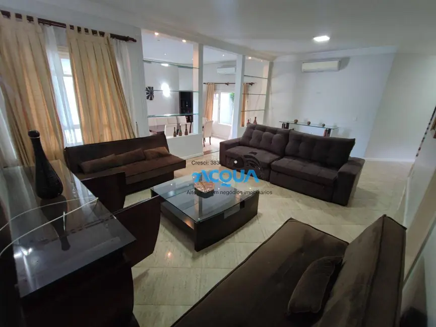 Foto 2 de Casa de Condomínio com 4 quartos à venda, 1000m2 em Guaruja - SP