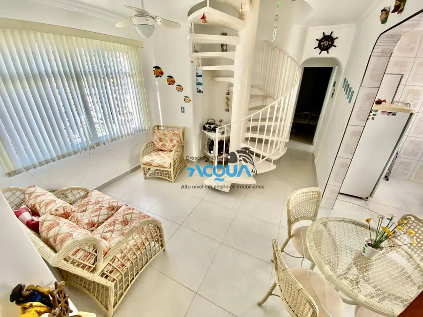 Foto 2 de Cobertura com 2 quartos à venda, 120m2 em Jardim Las Palmas, Guaruja - SP