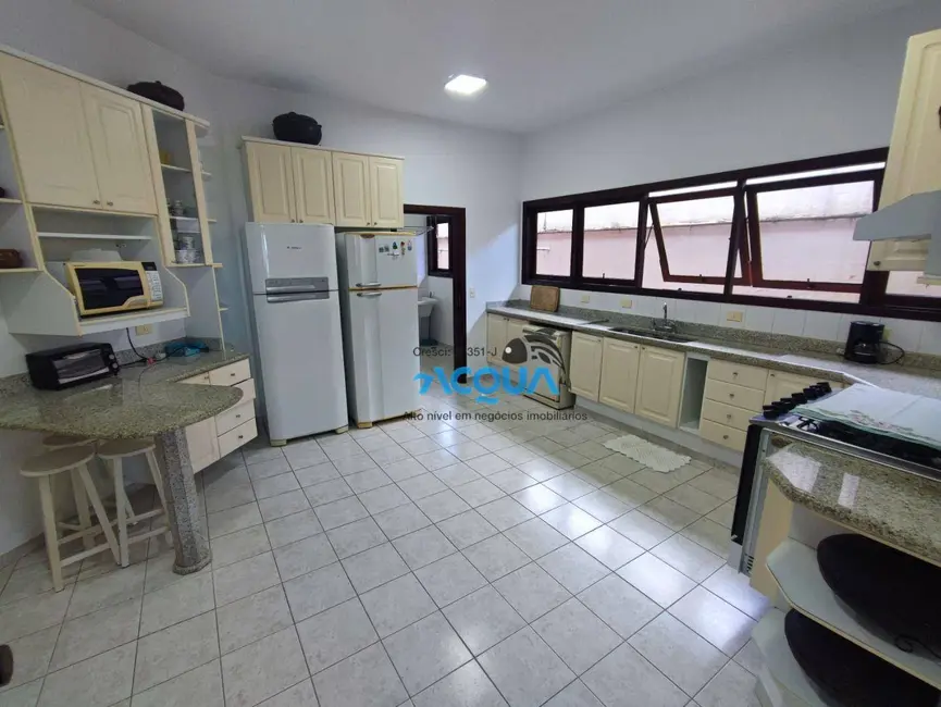 Casa de Condomínio com 6 quartos à venda, 1050m2 em Acapulco, Guaruja - SP - imagem 4 Foto 4 de Casa de Condomínio com 6 quartos à venda, 1050m2 em Acapulco, Guaruja - SP
