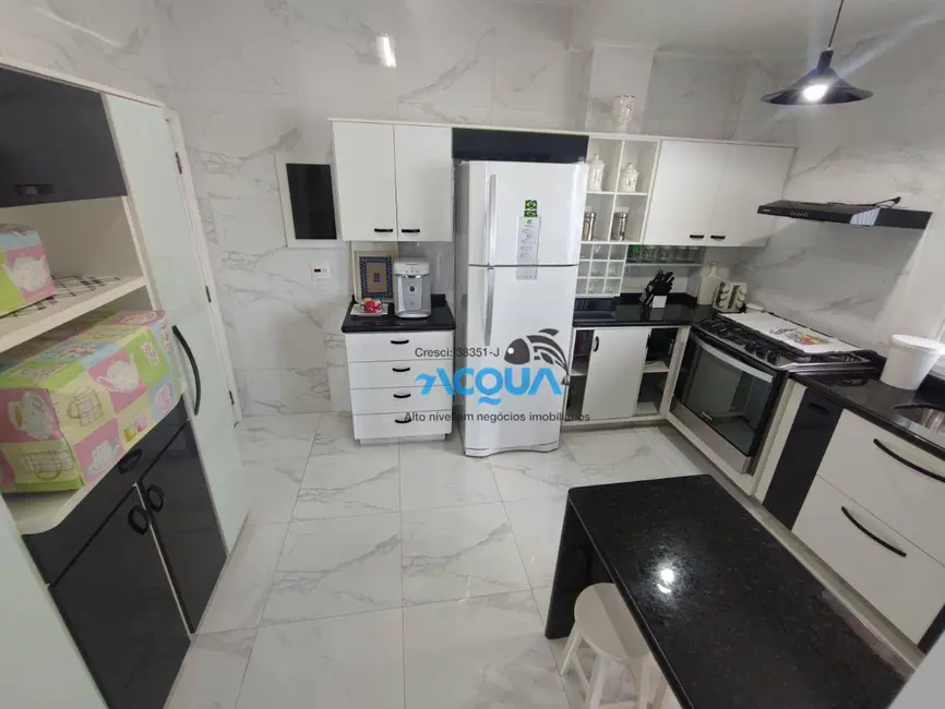 Foto 7 de Apartamento com 3 quartos à venda, 130m2 em Guaruja - SP