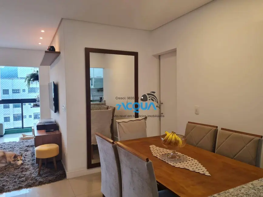 Foto 4 de Apartamento com 2 quartos à venda, 81m2 em Jardim Las Palmas, Guaruja - SP