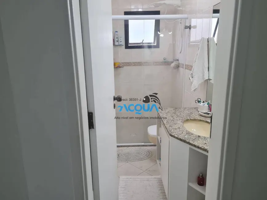 Foto 6 de Apartamento com 2 quartos à venda, 81m2 em Jardim Las Palmas, Guaruja - SP