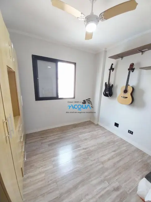 Foto 9 de Apartamento com 2 quartos à venda, 65m2 em Guaruja - SP