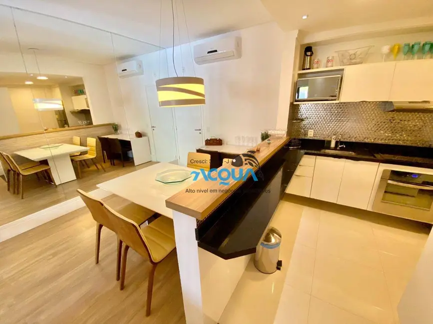 Foto 3 de Apartamento com 2 quartos para alugar em Jardim Três Marias, Guaruja - SP