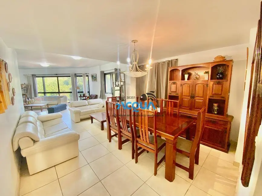 Foto 2 de Apartamento com 4 quartos à venda, 160m2 em Vila Alzira, Guaruja - SP