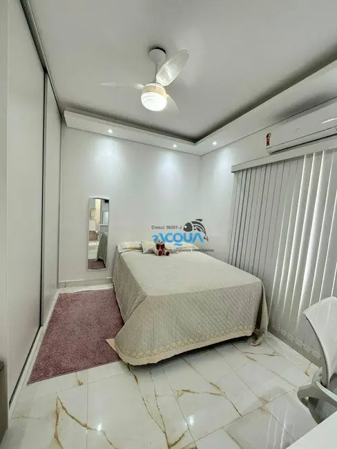 Foto 7 de Apartamento com 2 quartos à venda, 75m2 em Jardim Las Palmas, Guaruja - SP