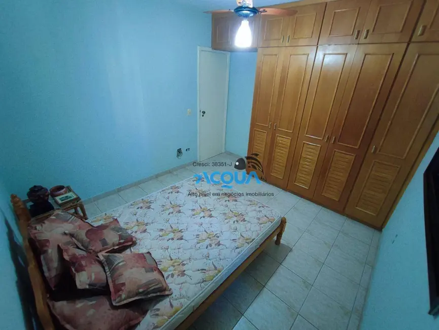 Foto 3 de Apartamento com 2 quartos à venda, 70m2 em Jardim Três Marias, Guaruja - SP