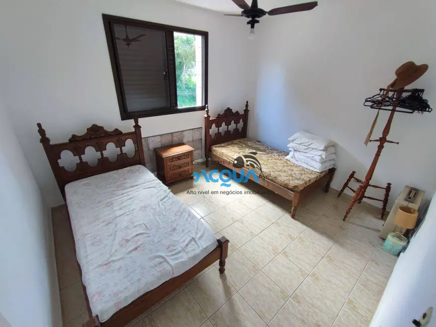 Foto 4 de Apartamento com 2 quartos à venda, 80m2 em Jardim Três Marias, Guaruja - SP