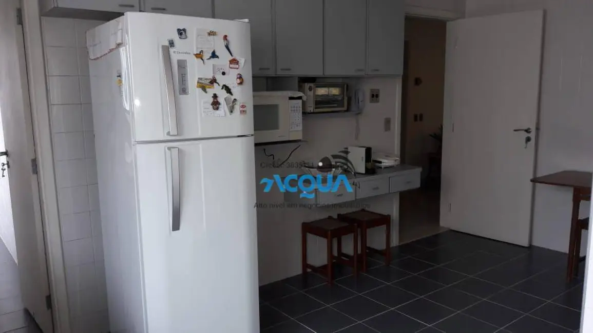 Foto 4 de Apartamento com 4 quartos à venda, 240m2 em Guaruja - SP