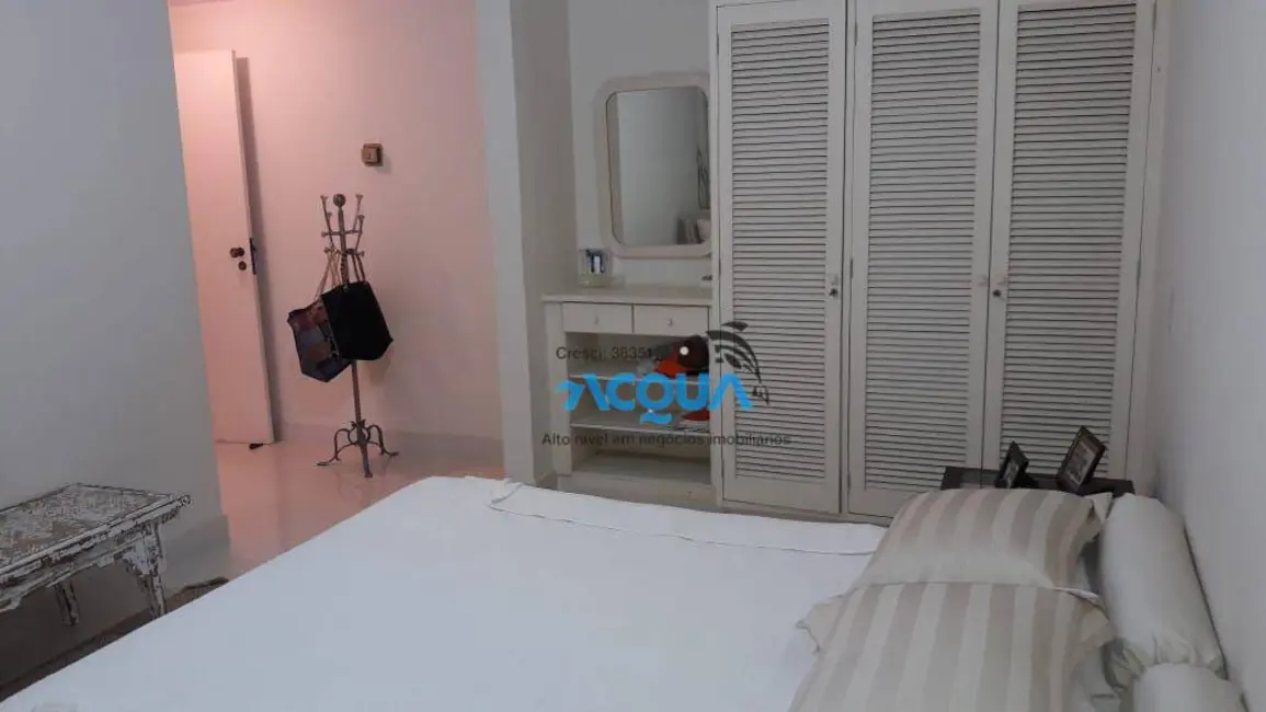 Foto 5 de Apartamento com 4 quartos à venda, 240m2 em Guaruja - SP