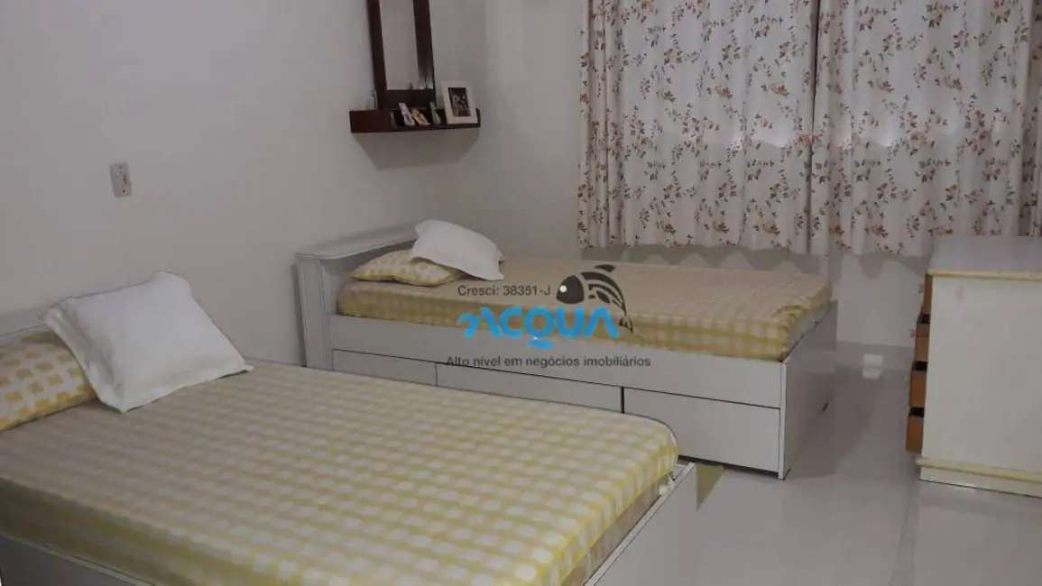 Foto 6 de Apartamento com 4 quartos à venda, 240m2 em Guaruja - SP