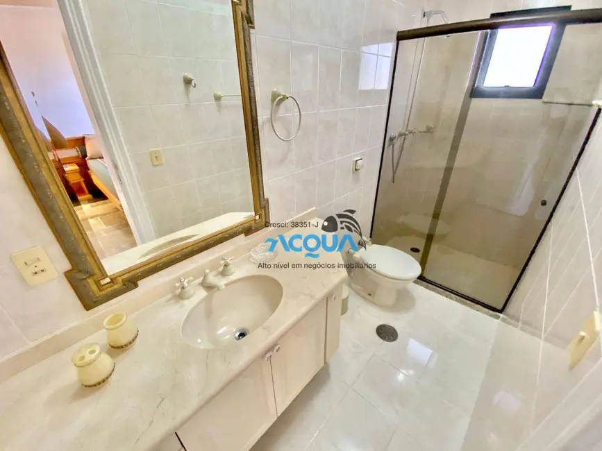 Apartamento com 3 quartos à venda, 170m2 em Guaruja - SP - imagem 9 Foto 9 de Apartamento com 3 quartos à venda, 170m2 em Guaruja - SP